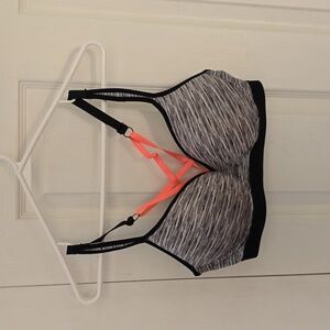 Xoxo back clip bra